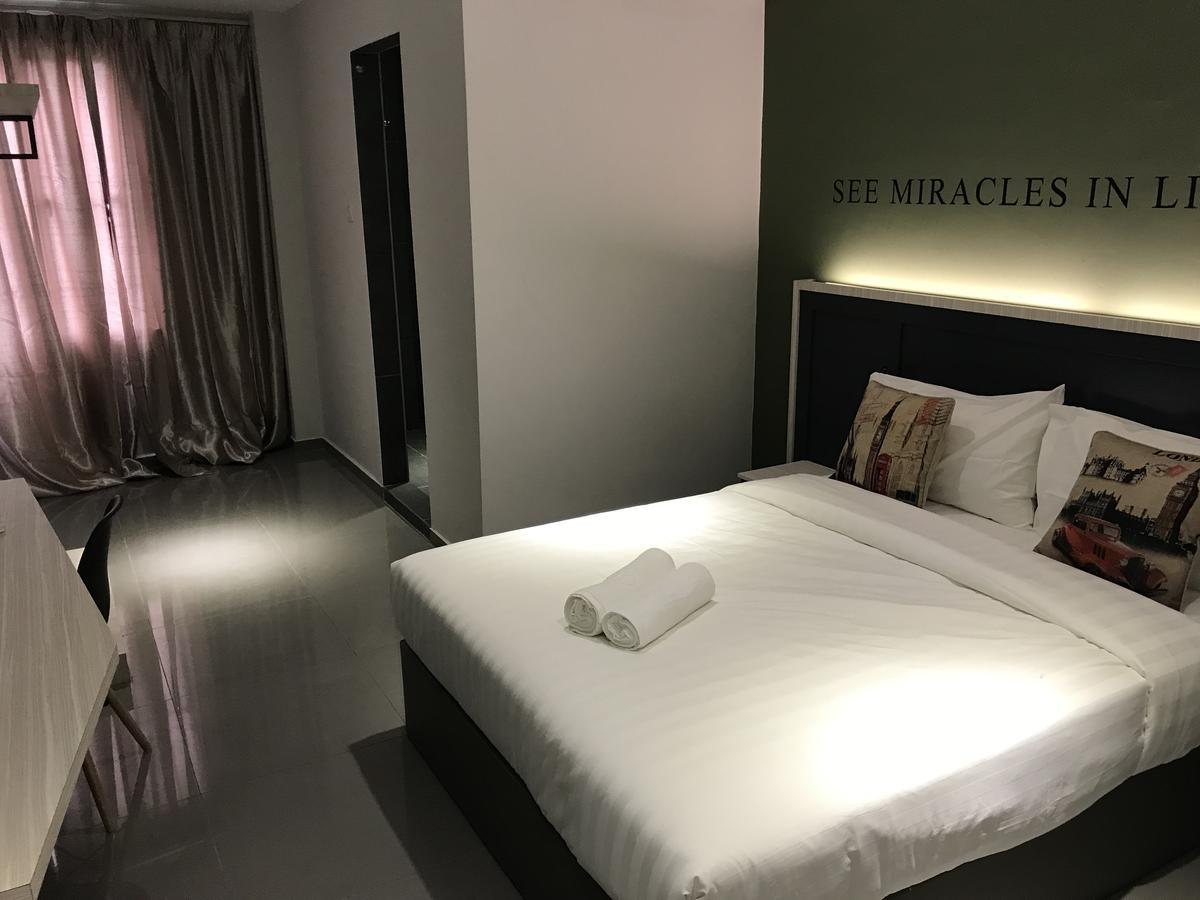 Hotel 99 Kota Kemuning Shah Alam Bagian luar foto